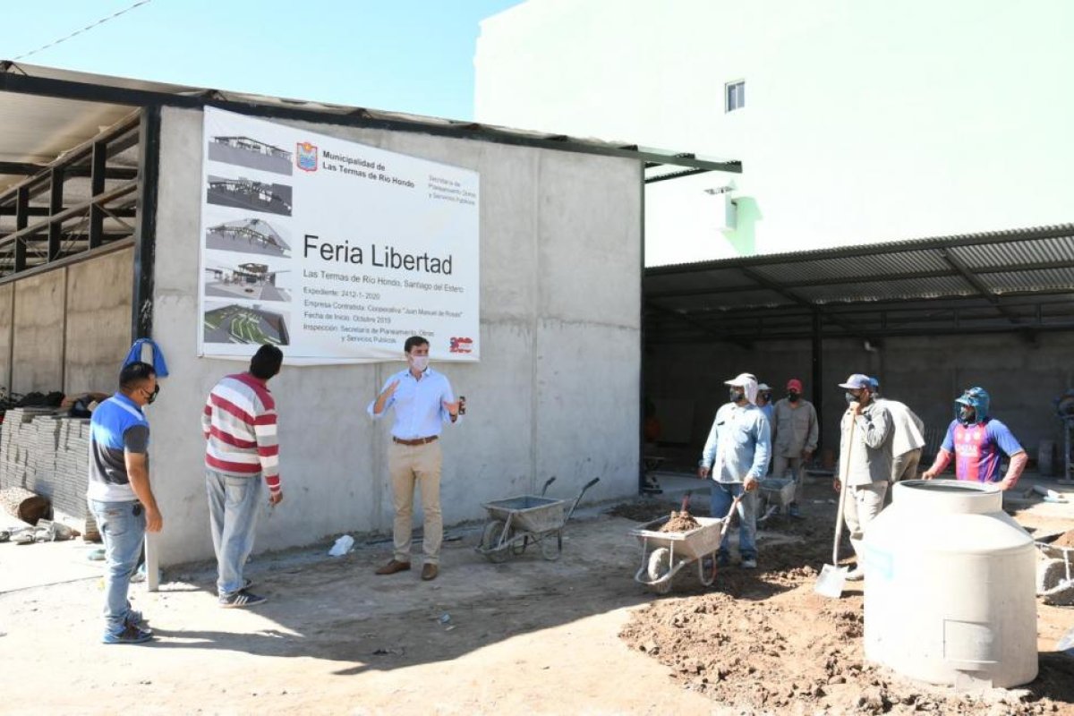 El Intendente Municipal Dr. Jorge Mukdise recorrió los trabajos de la Feria Libertad