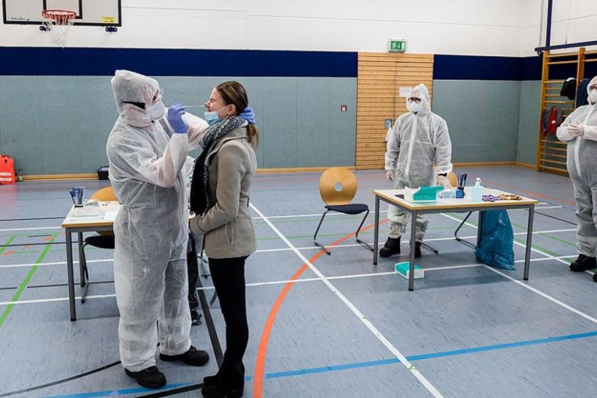 Preocupa en Alemania el alto número de casos de coronavirus pese a las restricciones