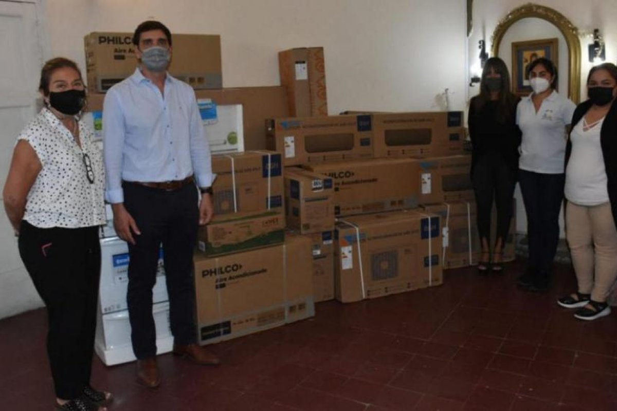 Las salas de primeros auxilios de Las Termas recibieron equipamiento