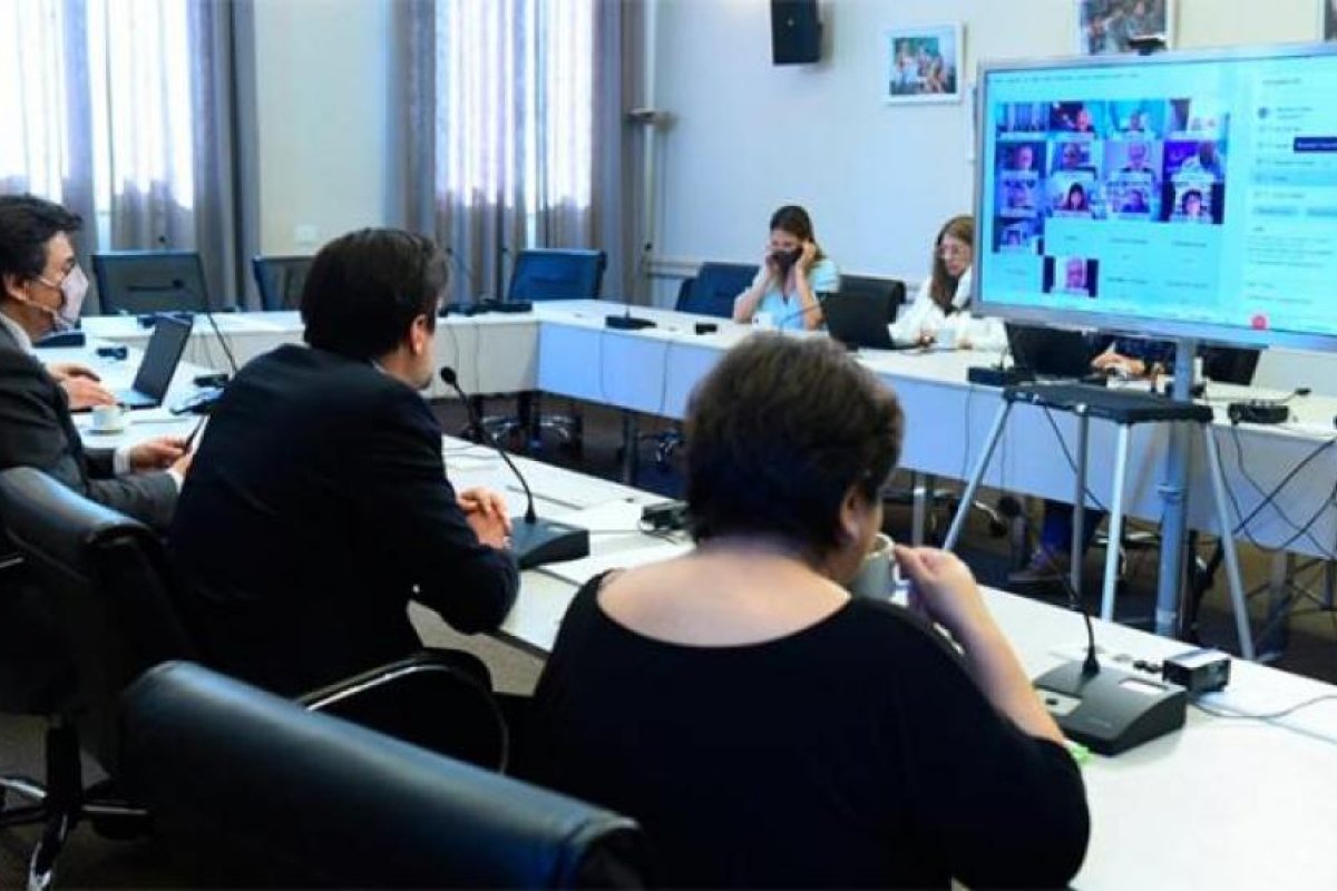 La paritaria nacional docente cerró con un alza anual del 33,5%