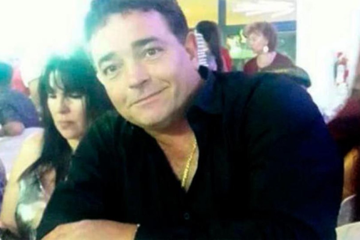 Lo detuvieron pensando que estaba borracho, pero había sufrido un ACV: murió