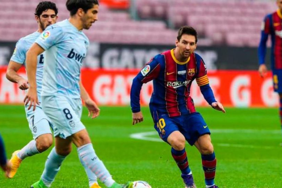 Barcelona no pudo con el Valencia y resignó el triunfo