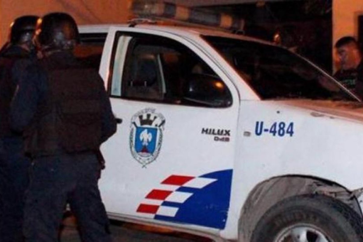 Vecinos redujeron a dos delincuentes que atacaron a una estilista