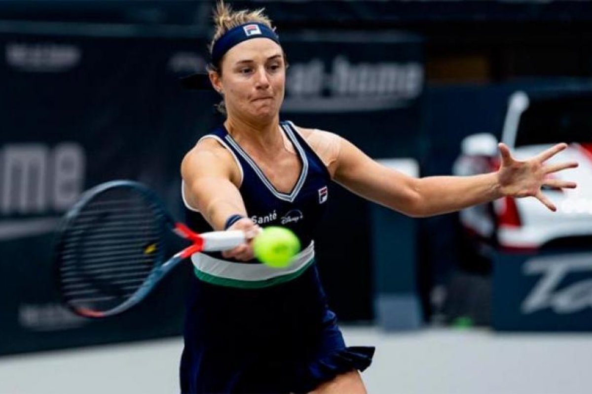 Podoroska se metió en los cuartos de final de Linz