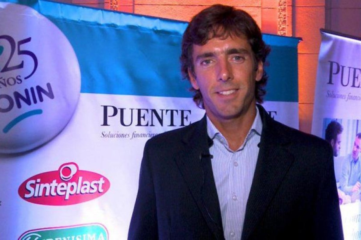 Federico Tomasevich renunció como presidente de Puente