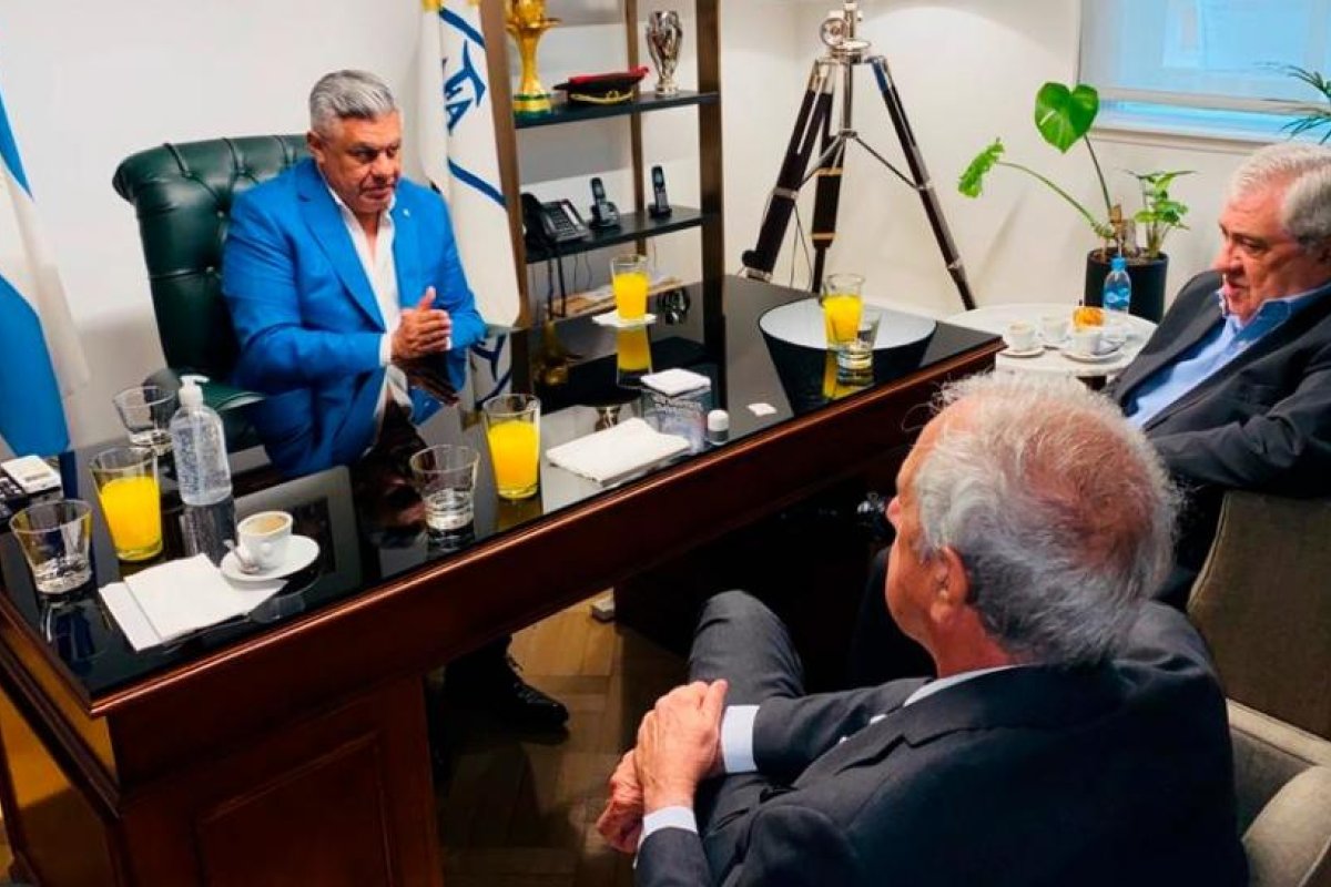 Tapia recibió a Ameal y D'Onofrio por el nuevo diseño de los derechos televisivos