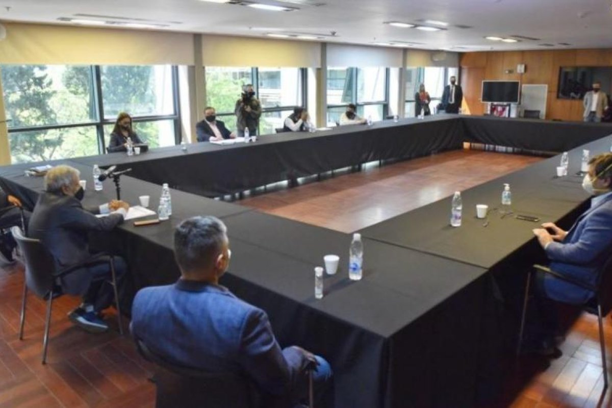 Legislatura: Avanza el pedido de destitución a Pedicone y rechazan los planteos contra Leiva