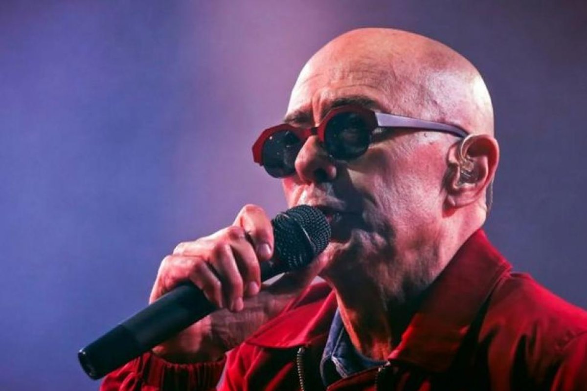 Indio Solari tranquiliza a sus seguidores tras chequeos médicos recientes