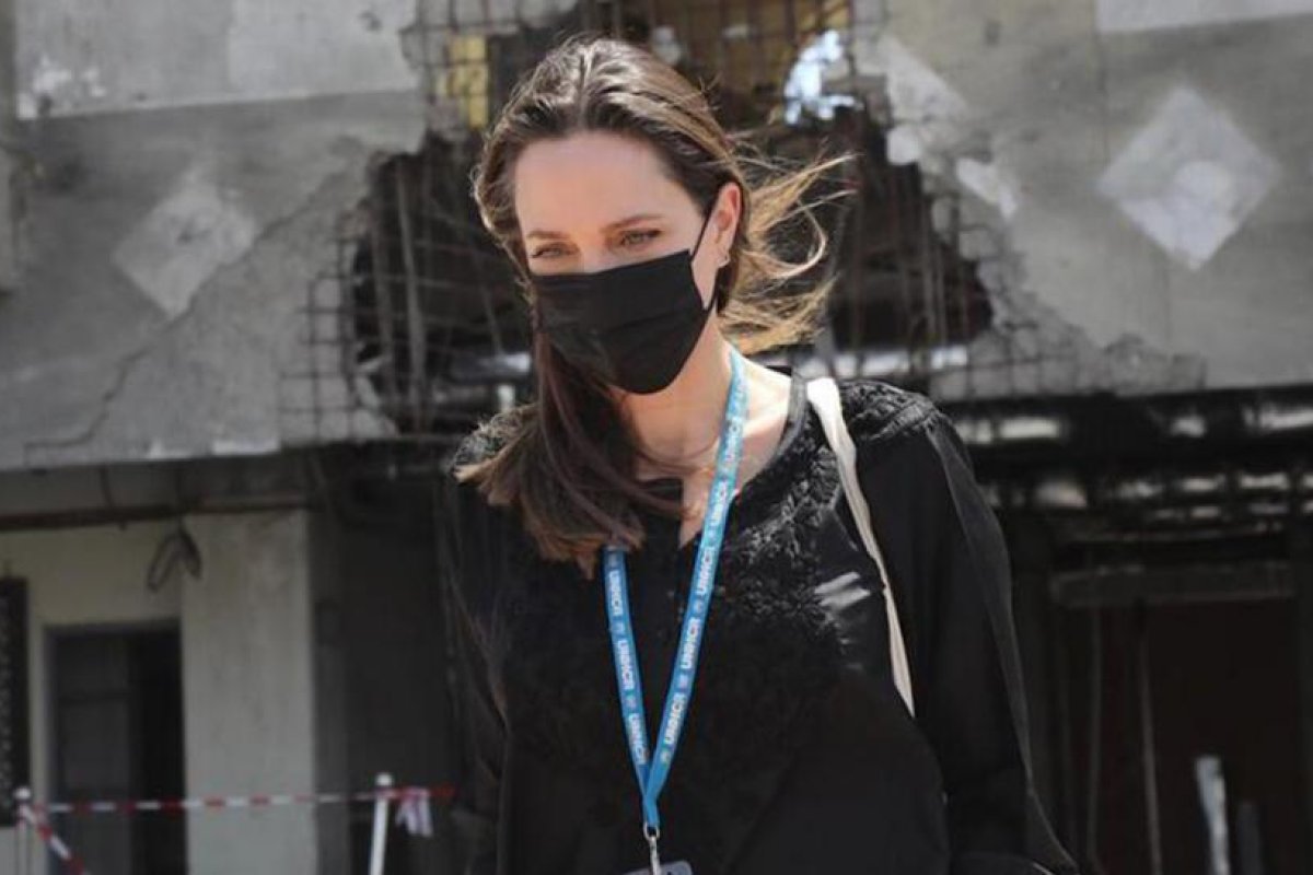 "Emergencias olvidadas": Angelina Jolie insta a "preocuparse profundamente" por los refugiados, desde Yemen hasta Ucrania