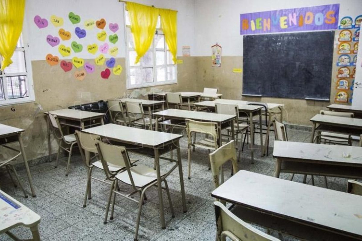 Continúa el paro docente en CABA por la "exposición de la comunidad educativa al contagio"