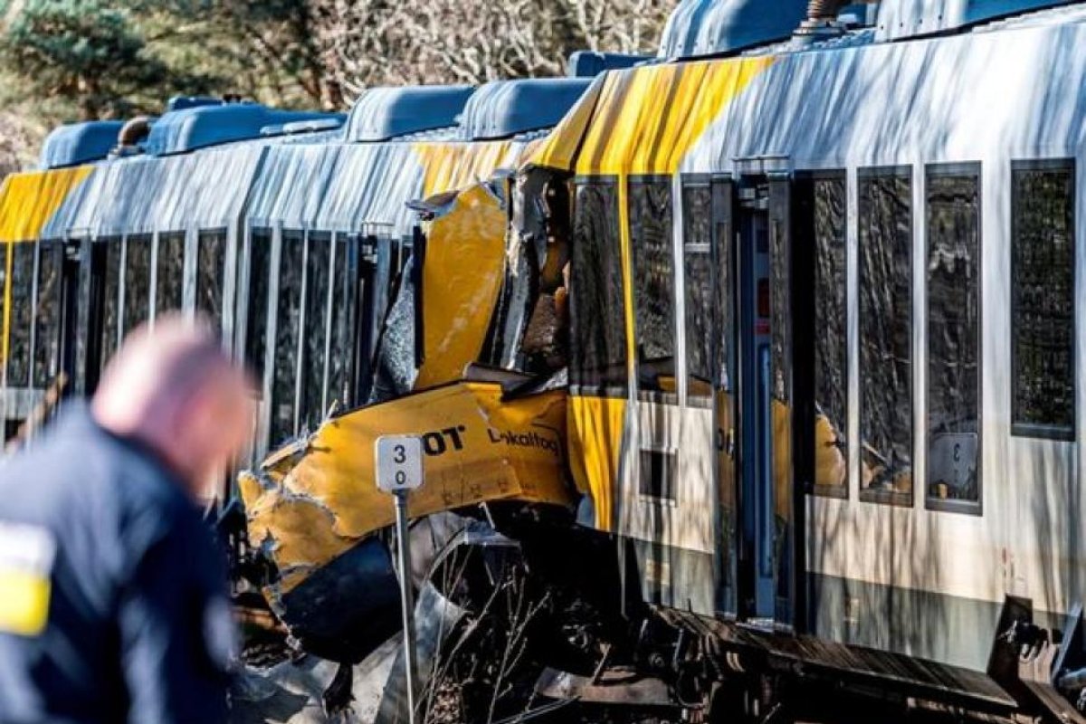Accidente ferroviario en Dinamarca: choque frontal deja 17 heridos