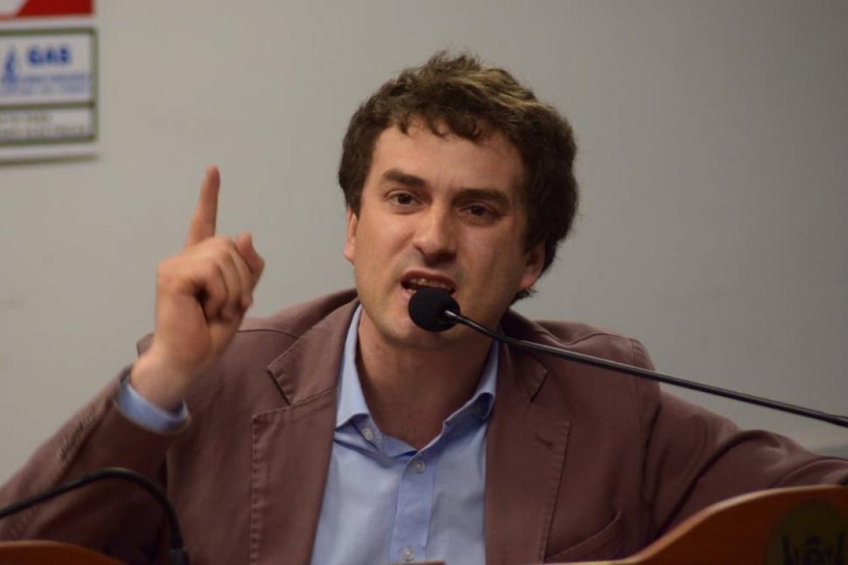 Francisco Monti. "En Catamarca quieren copar la Justicia"
