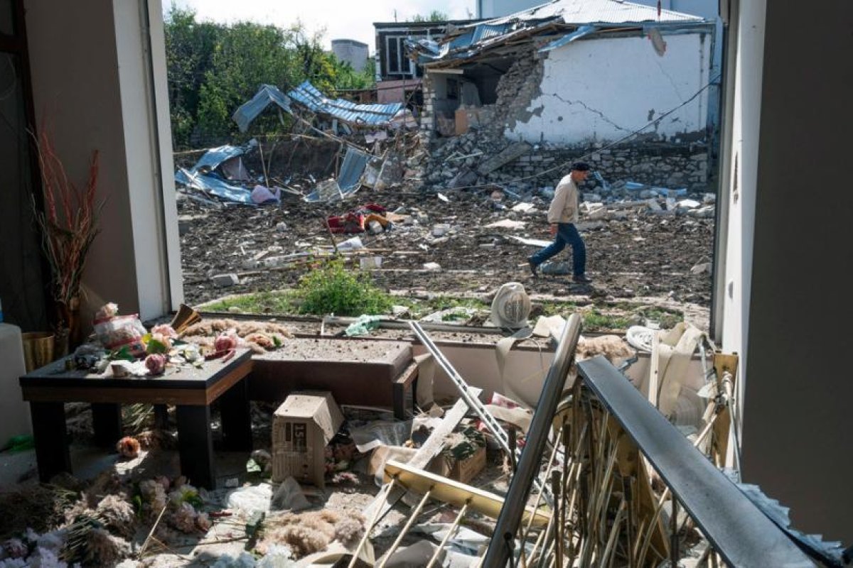 Dos periodistas rusos y su acompañante resultan heridos en Nagorno Karabaj en un ataque de Azerbaiyán