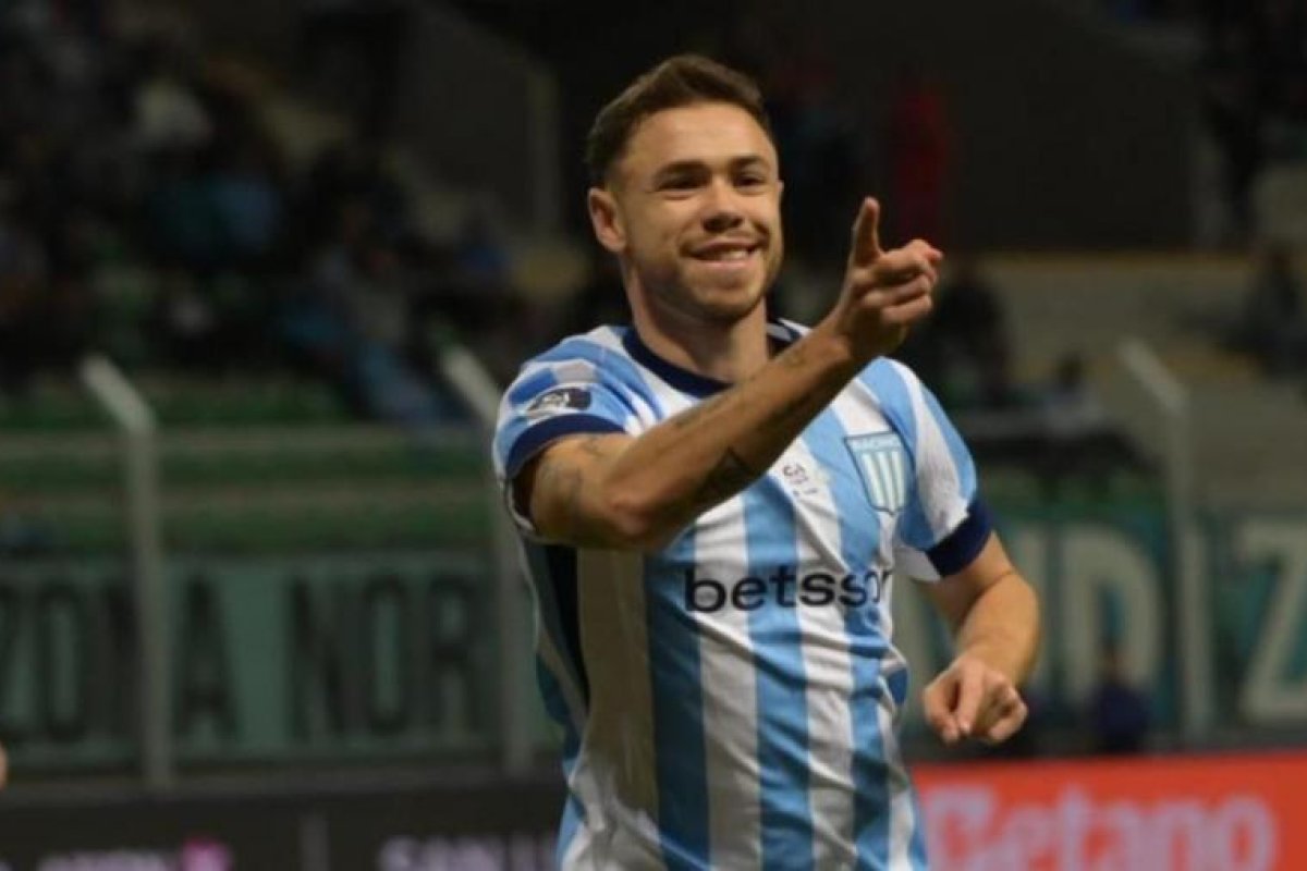 Racing Club avanza a cuartos de final tras vencer a Belgrano 1-0