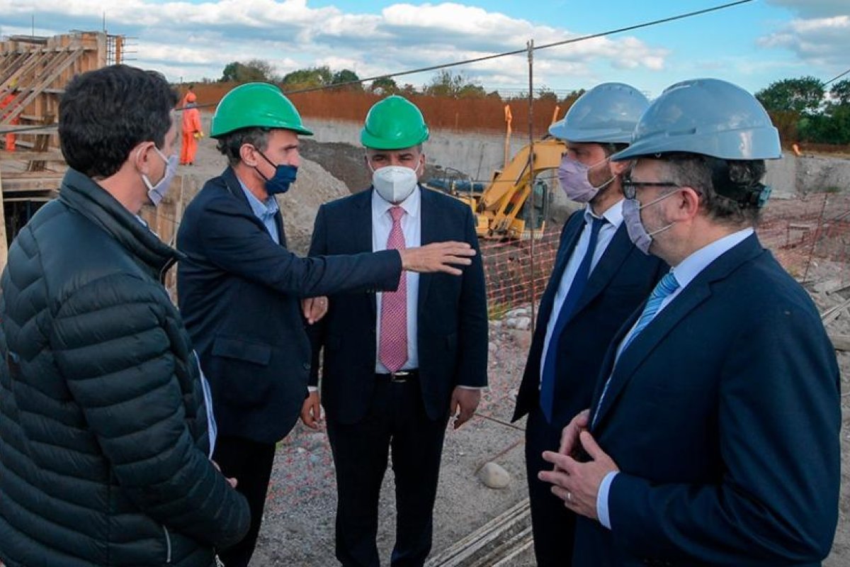 Katopodis: "Siete de cada diez obras estaban paralizadas y ahora hay 1.500 en marcha"