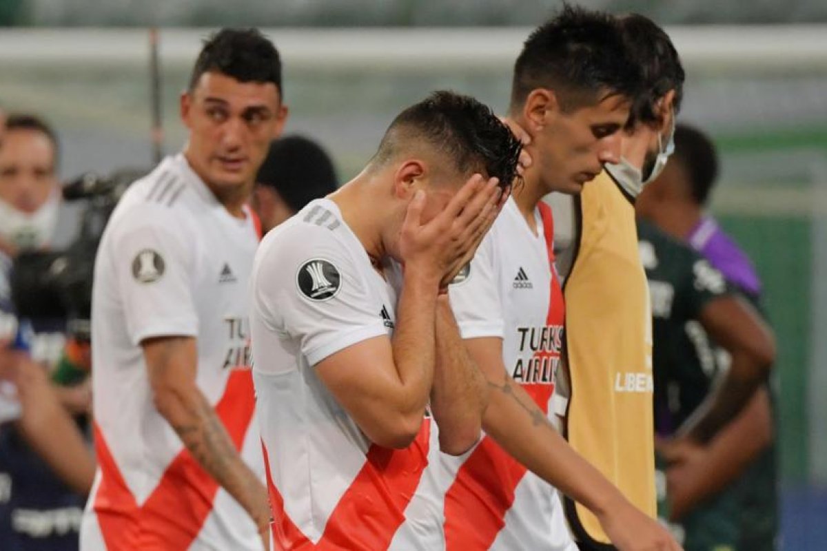Las redes estallan con los memes tras quedar River Plate a las puertas de la final de la Copa Libertadores