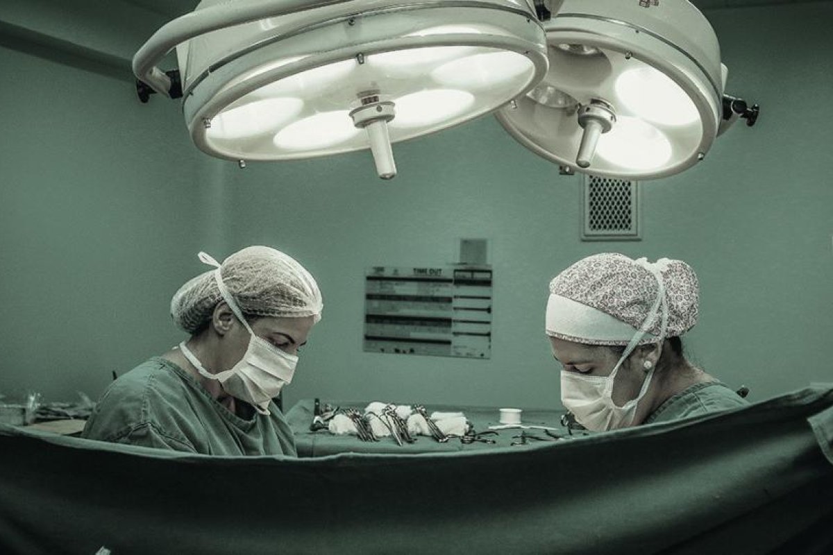 Muere una mujer tras inyectarse silicona en los glúteos de forma ilegal