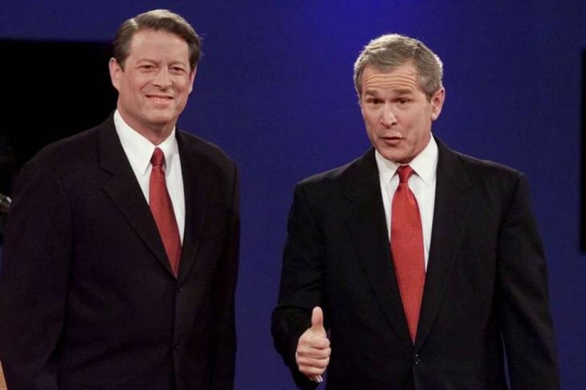 George W. Bush felicitó a Biden y aseguró que la elección fue "honesta"