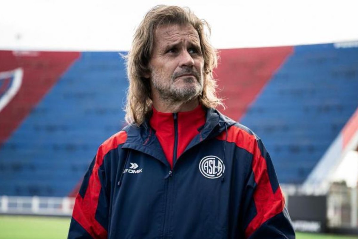 San Lorenzo da la bienvenida a Insúa como nuevo entrenador del club