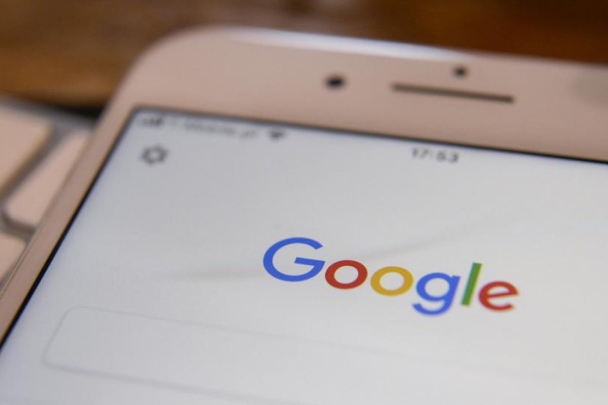 Revelan que Google paga hasta 12.000 millones de dólares anuales a Apple por dar ventajas a su motor de búsquedas