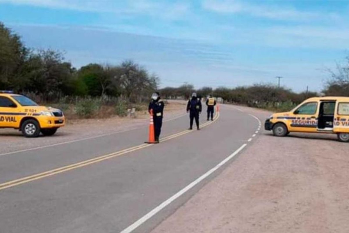 Camionero tucumano sufrió el robo de parte del cargamento que transportaba en Ruta 9