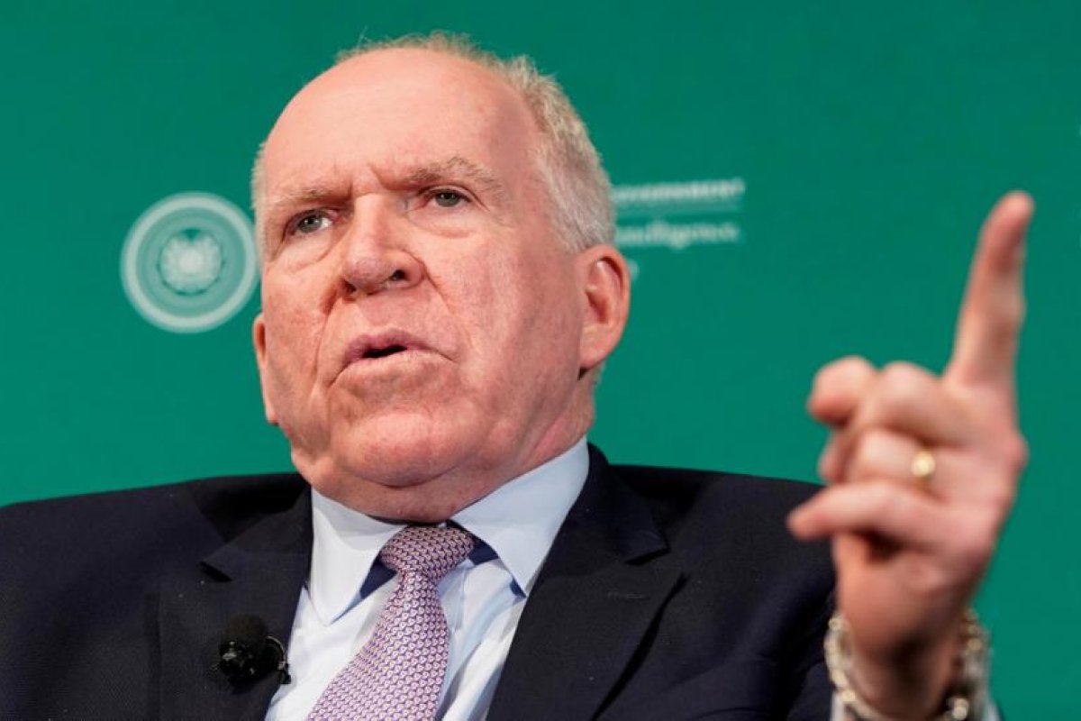 Exjefe de la CIA insta a Irán a esperar al "regreso de líderes de EE.UU. responsables" antes de vengar a su científico nuclear