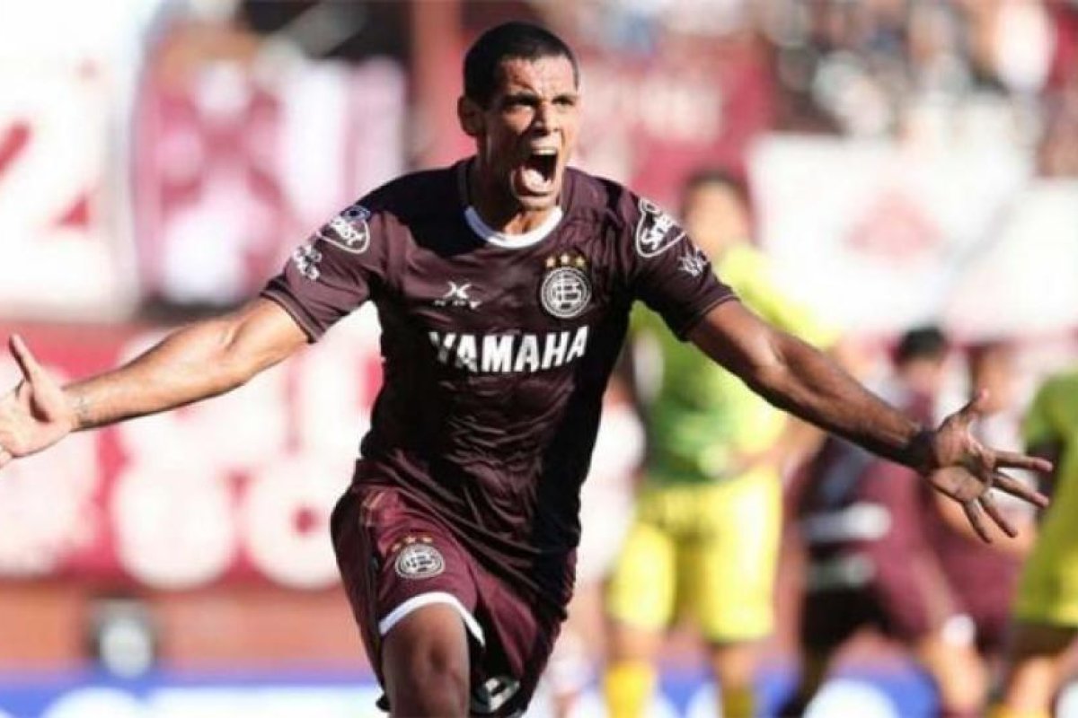 Lanús afronta un compromiso de riesgo ante San Pablo