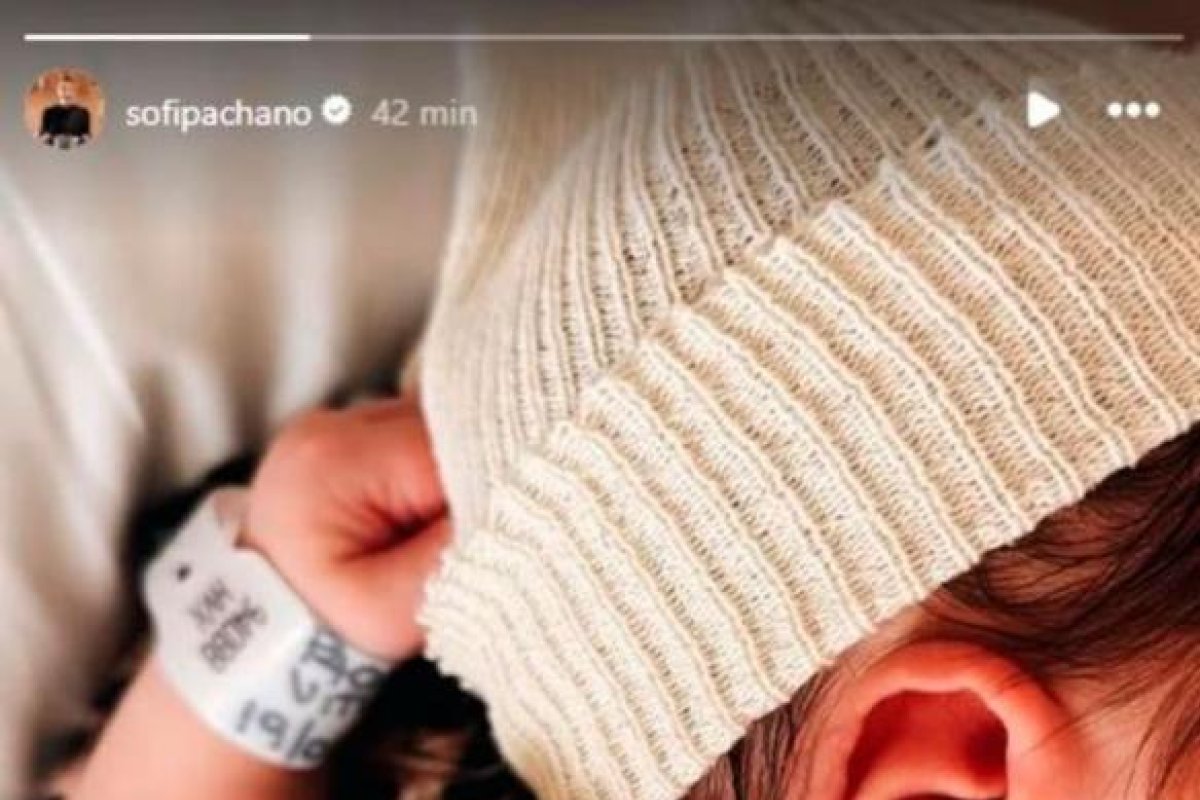 Sofía Pachano y Santiago Ramundo dan la bienvenida a su hijo Vito