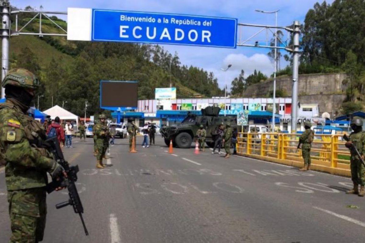 Conflicto Comercial entre Colombia y Ecuador por Narcotráfico y Energía