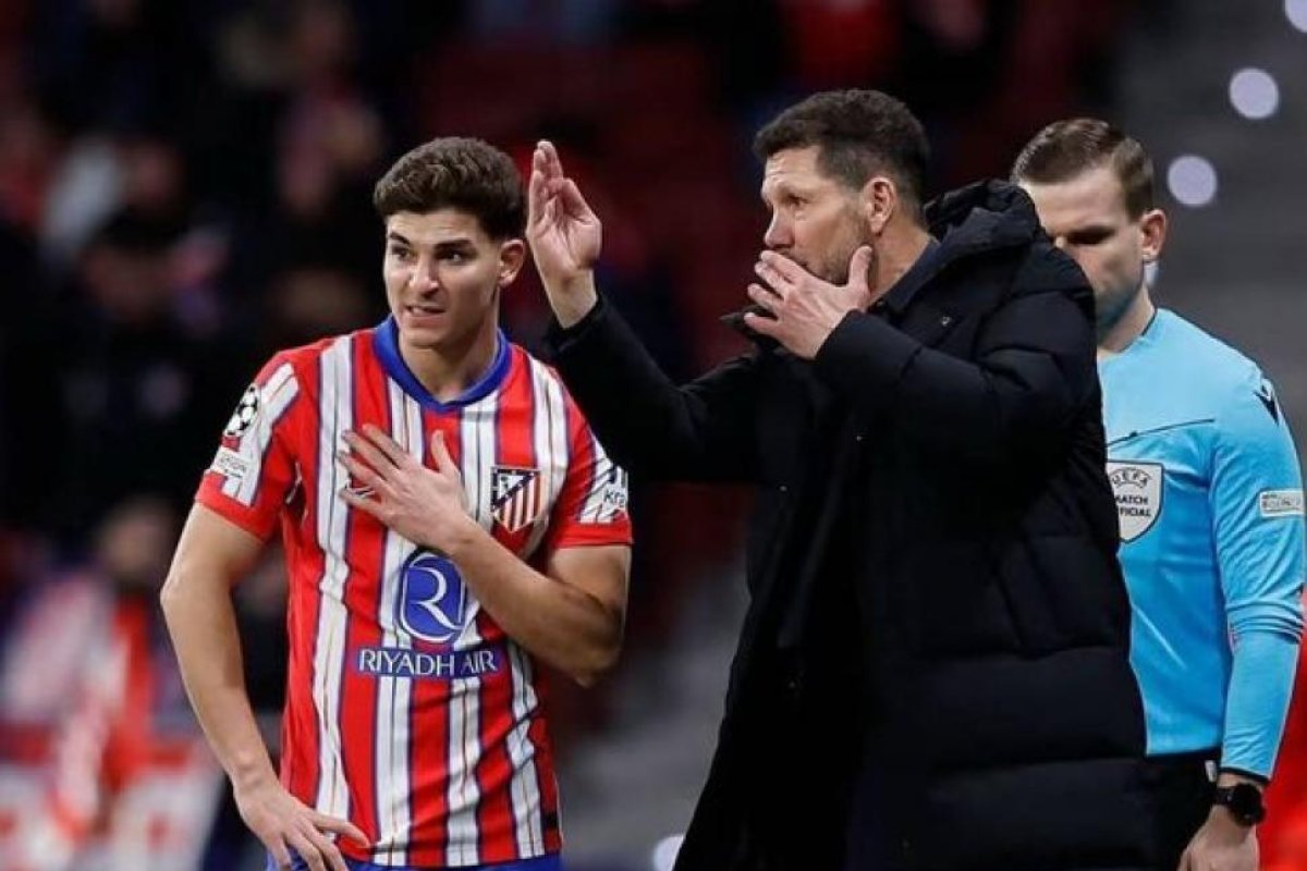 Julián Álvarez estará disponible para el clásico entre Atlético y Real Madrid