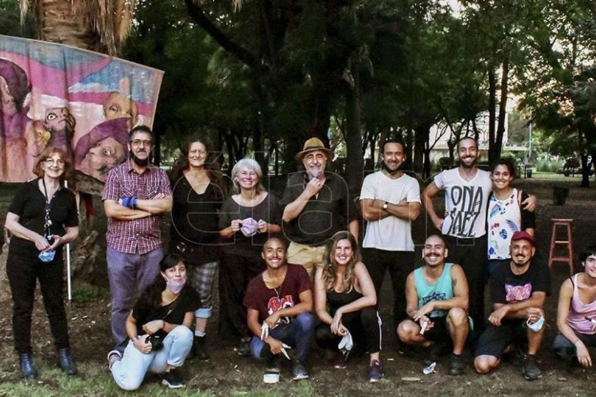 Treinta años de La Runfla con el estreno de "Fragmentos de oscuridad"