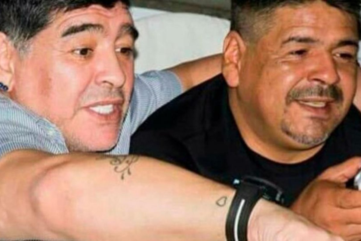 Hugo Maradona: "Hay noches en las que despierto y Diego me habla"
