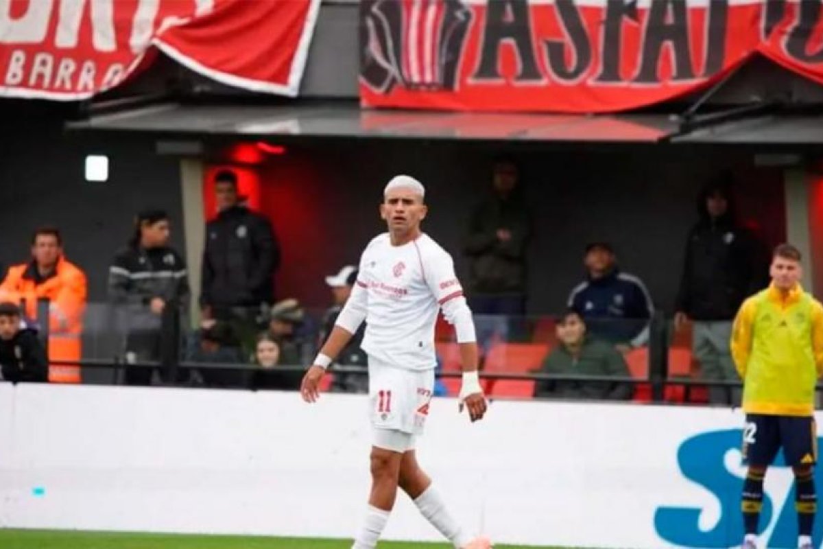 Javier Ruiz regresa a Independiente tras su exitoso préstamo en Barracas