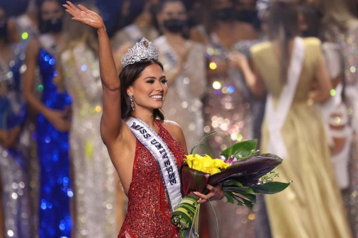 La mexicana Andrea Meza se lleva el título de Miss Universo 2020