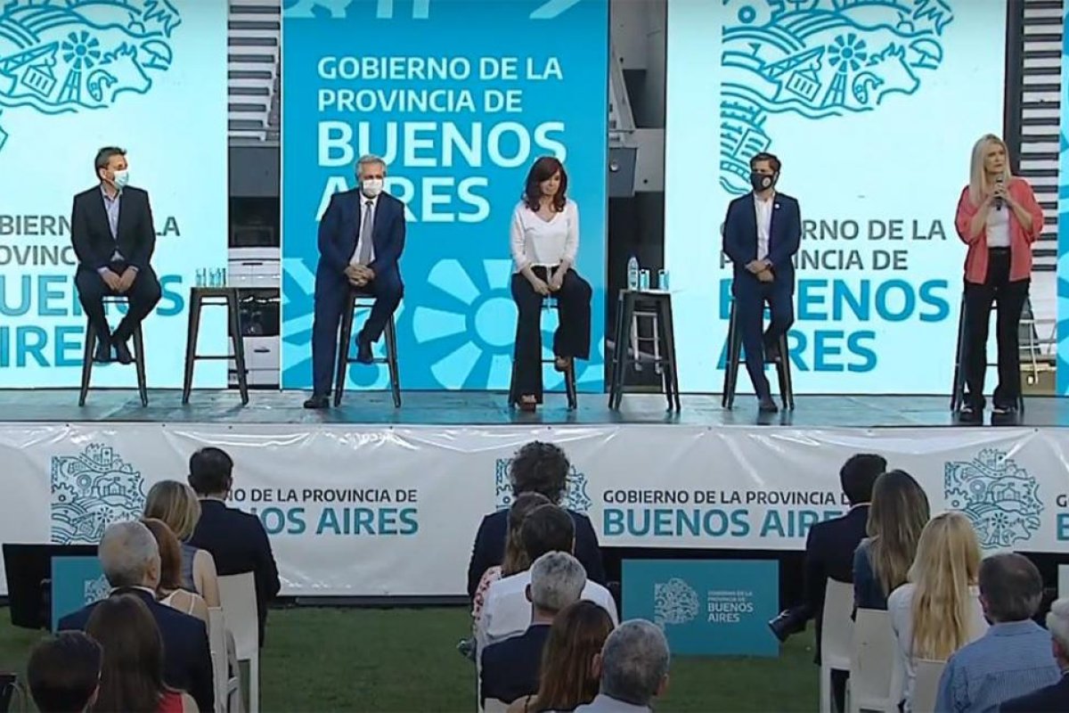 Cristina Kirchner: "Los ministros que tengan miedo o no se animan que vayan a buscar otro laburo"