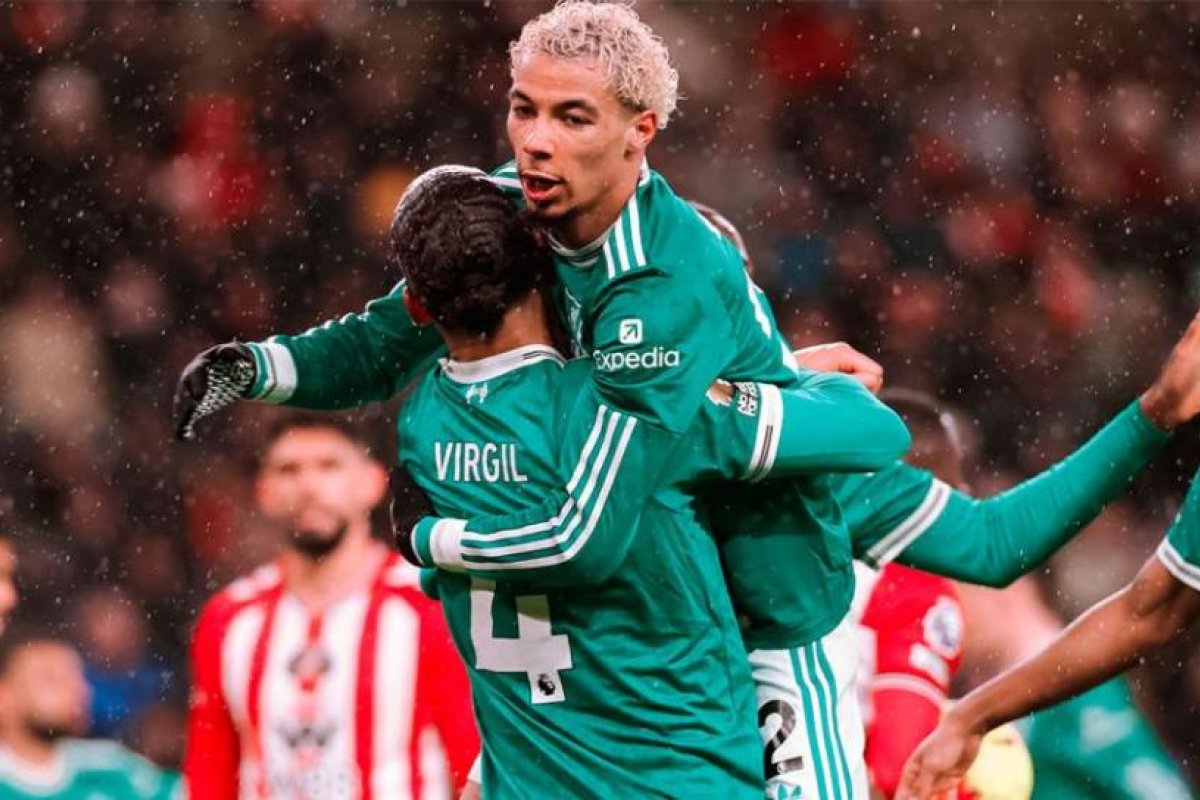 Liverpool logra victoria ante Sunderland en la Premier League 2023