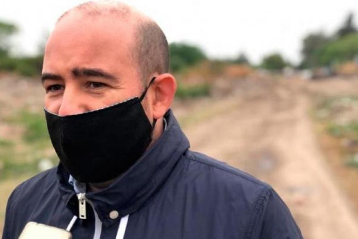 El intendente Mirolo encabezó un operativo para eliminar un basural en Villa Raquel 2