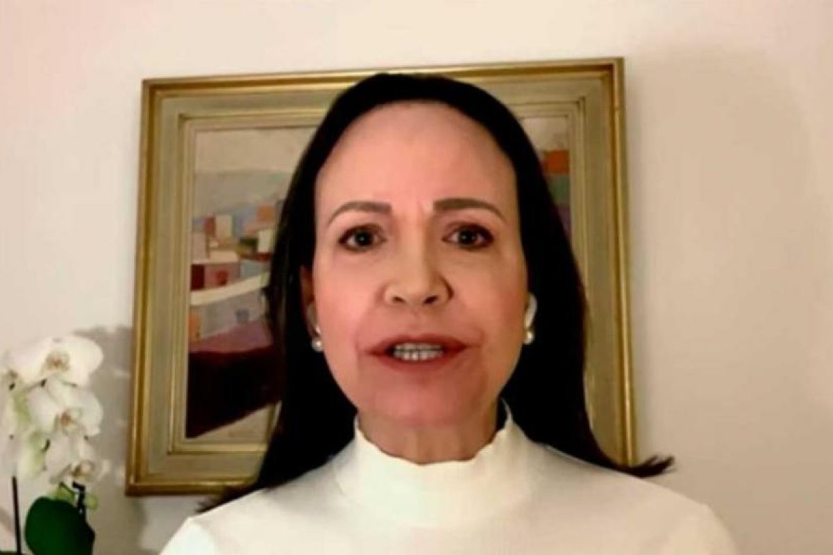 María Corina Machado revela planes de retorno a Venezuela y elogia a Trump