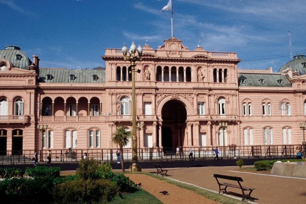 El Gobierno realiza reunión interministerial y con expertos para definir los próximos pasos