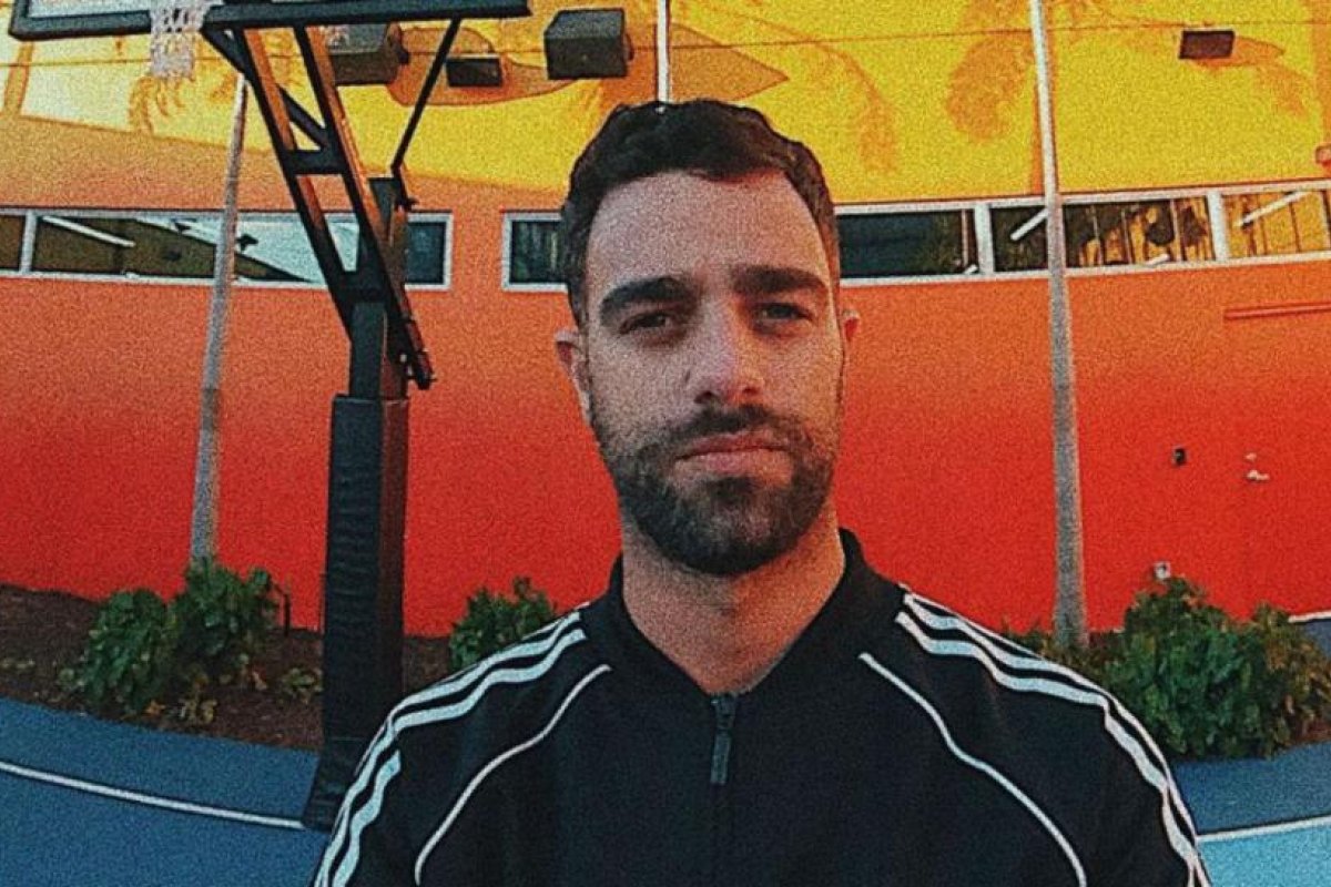 Diego Poggi sufrió la homofobia de su papá y lo mostró en la red