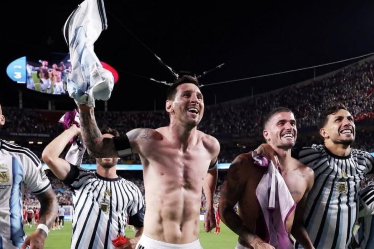 Lionel Messi celebra el avance de Argentina a semifinales del Mundial 2026