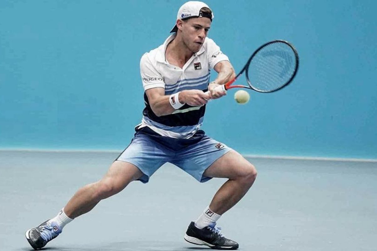 "Peque" Schwartzman debutó con un triunfo ante un local