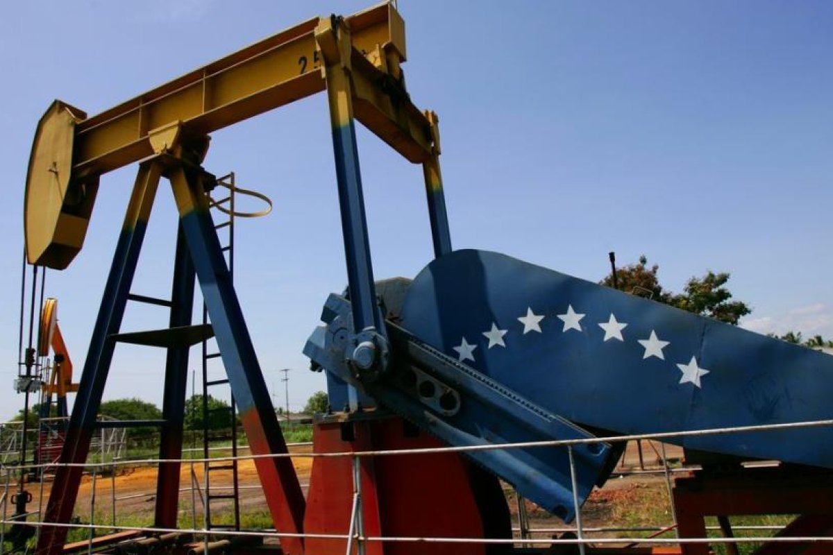 Maduro califica de "cordial" la reunión con una delegación de EE.UU. en medio de los intentos de Occidente de encontrar nuevos suministros de petróleo