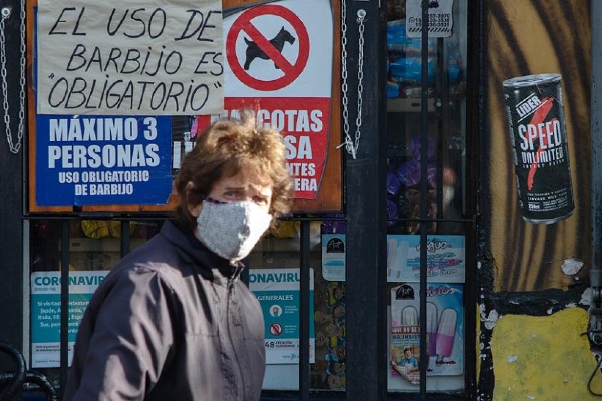 Cuáles son los trabajadores que pueden circular y usar transporte público durante el aislamiento