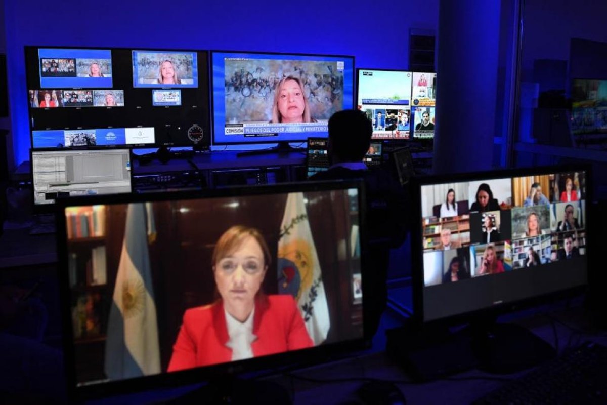 Senado: con la oposición ausente, el oficialismo comenzó a tratar los pliegos judiciales revisados por el Gobierno