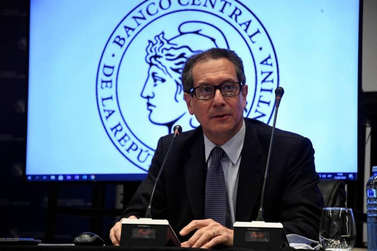 Miguel Angel Pesce, el hombre detrás del cepo, es el funcionario más rico y con patrimonio en dólares