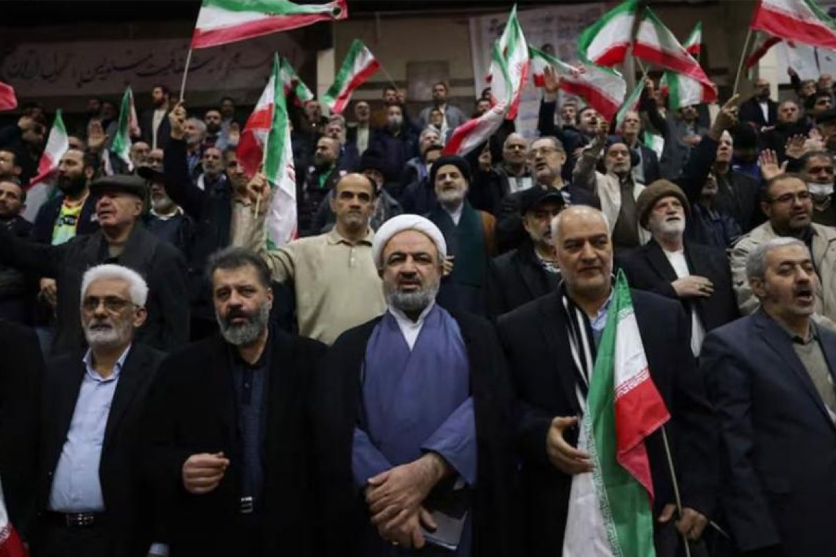 Nuevo Líder Supremo de Irán Designado por la Asamblea de Expertos