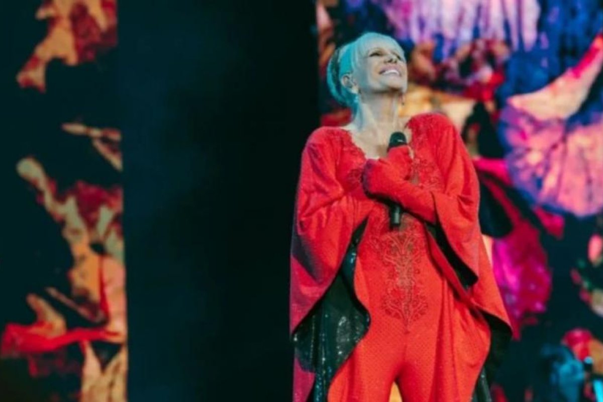Valeria Lynch Anuncia un Espectáculo en el Movistar Arena Durante el Mundial