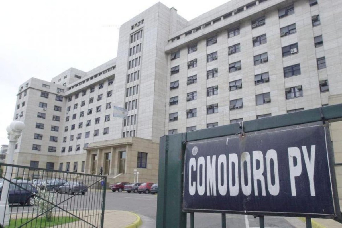 Las causas de corrupción contra el kirchnerismo se frenan mientras se define el futuro de los jueces trasladados