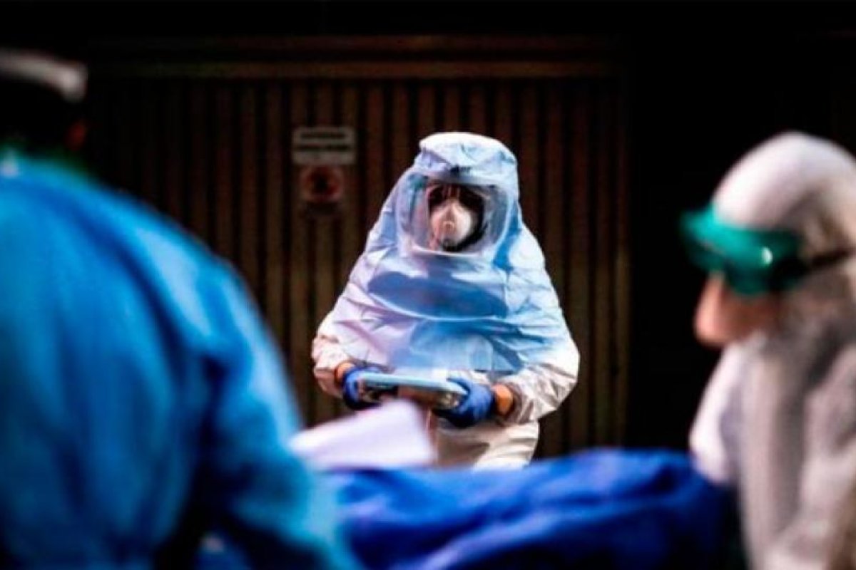Confirmaron 62 muertes y 5.274 contagios de coronavirus en las últimas 24 horas